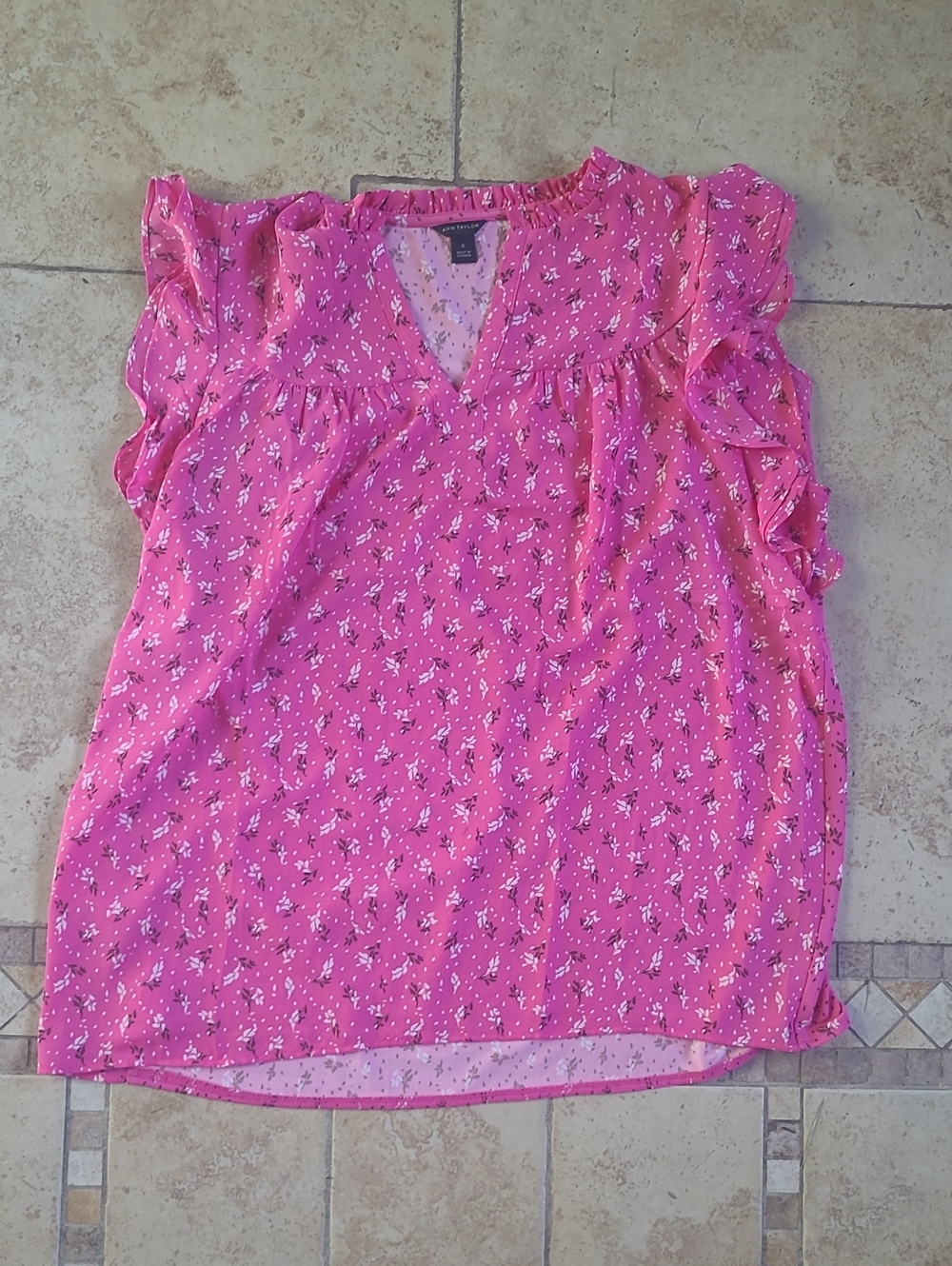 Ann Taylor Pink Floral V-Neck Flutter Sleeve Blouse